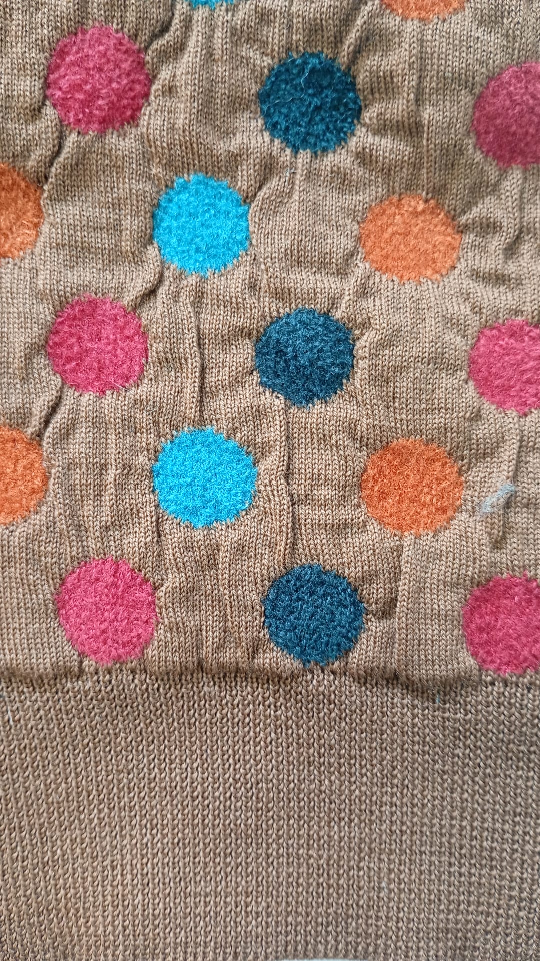 Gauge 12 cashmere blend jacquard with multicolour dots