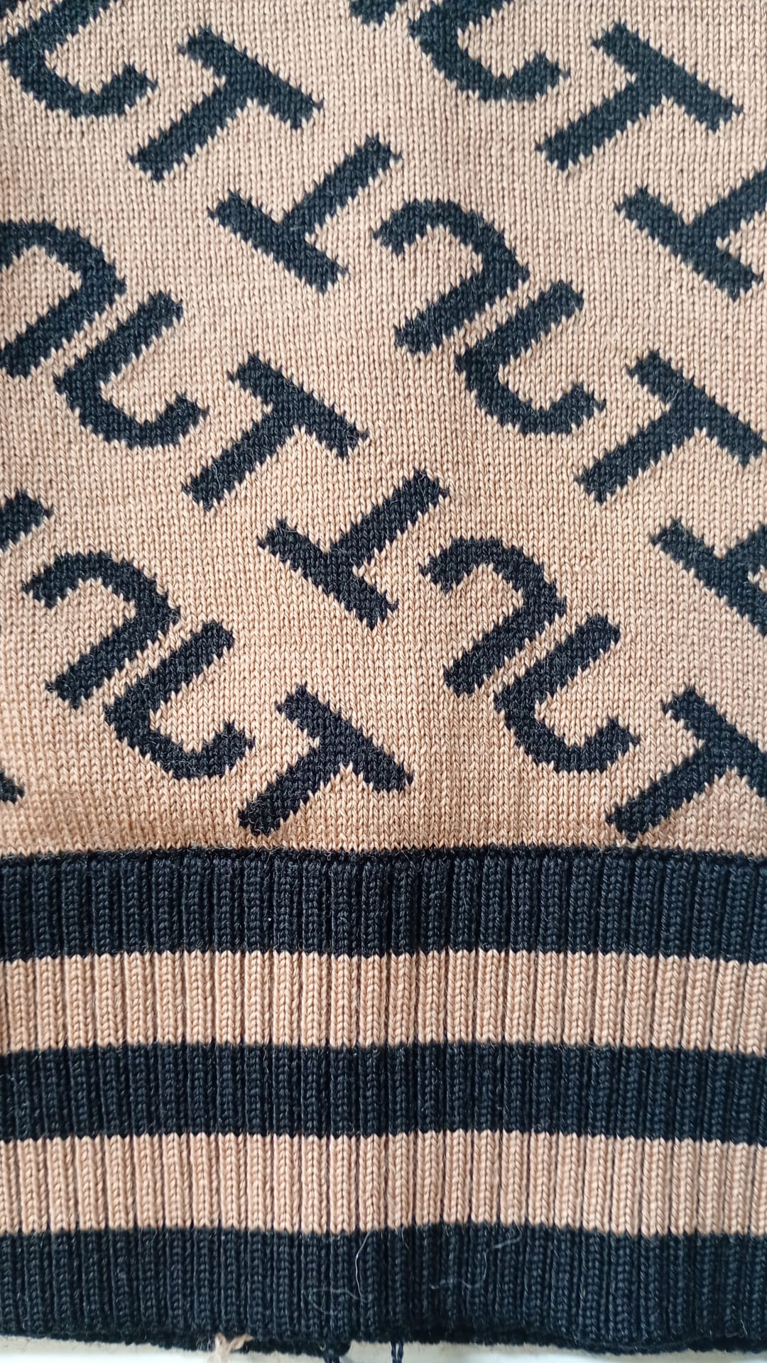 Blue geometric gauge 12 jacquard knitwear